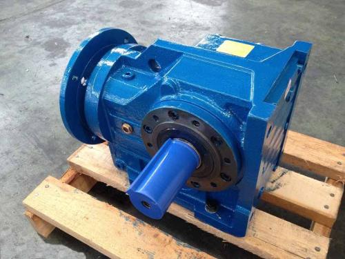 Application of spiral bevel gear reducer in chemical industry